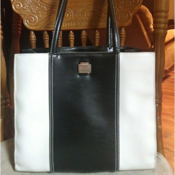Liz Claiborne Purse - Picture 1 of 1